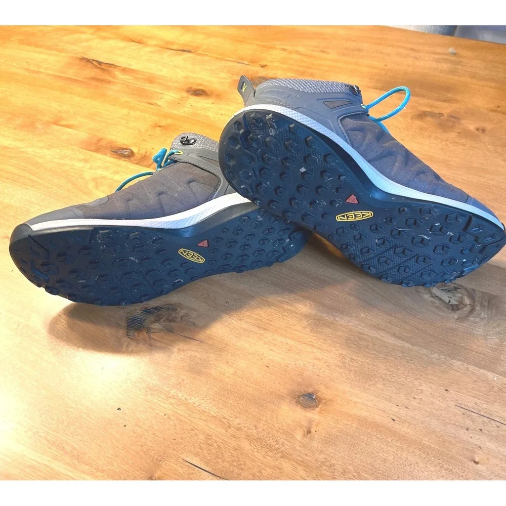 Keen Explore Waterproof Hiking Outdoor Boots Mens 9.5 Grey Blue Mid 1021647